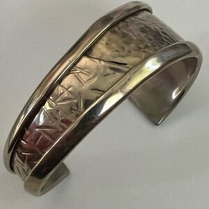 signed GG ‘03 bracelet cuff likely sterling 925 textured metal silver modernist